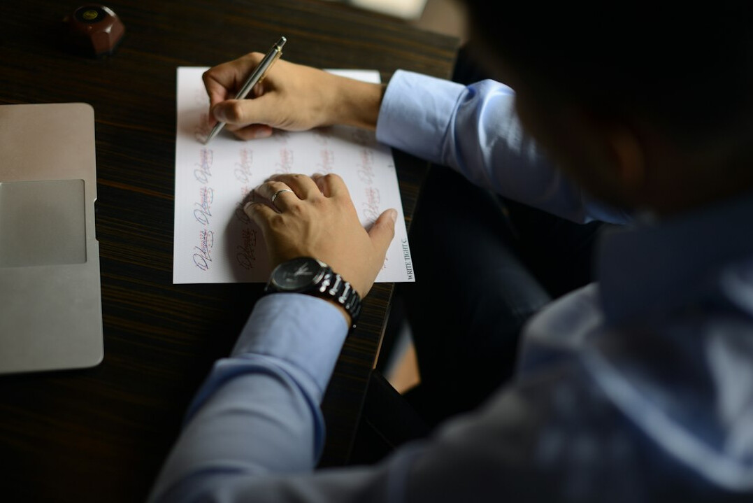 investigator writing notes